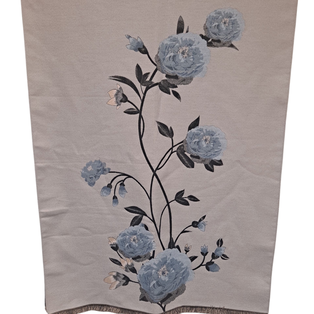 ➡️Floral Throw Blanket Blue & Gray NWOT Beautiful Warm Elegant Stylish Cozy Soft